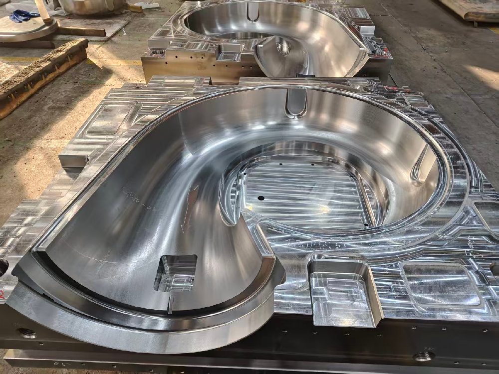 The mold base source factory, from steel to precision mold base, is independently manufactured throughout the entire process(pic1)