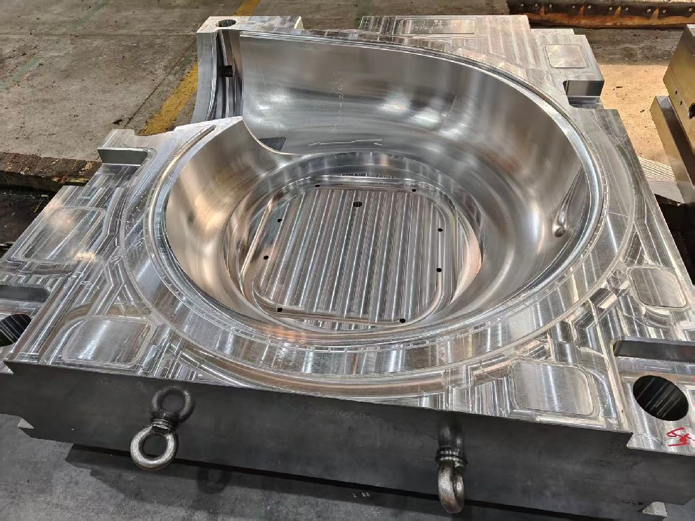 Dealing directly with Changhui mold base source factory, efficiency and cost are clear at a glance(pic1)