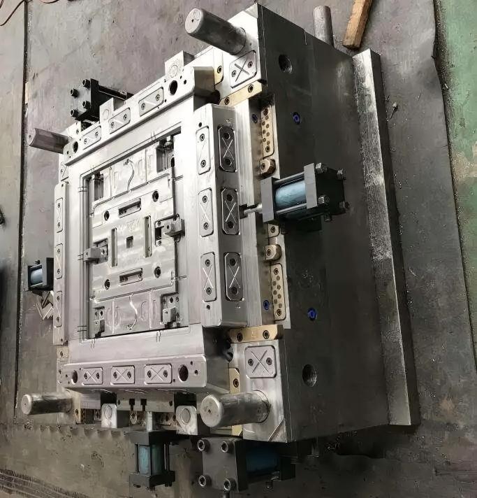 Manufacturer of Injection Mold Bases for PVC Pipe Fittings(pic1) Manufacturer of Injection Mold Bases for PVC Pipe Fittings(pic1)