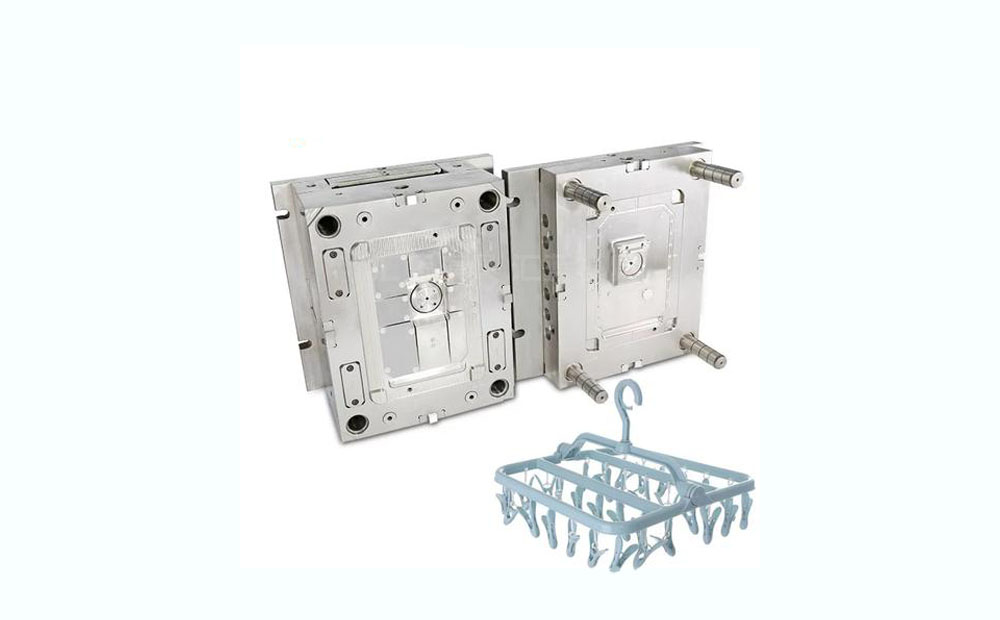 Mold Base Processing Factory for Hanger Injection Molds(pic1)